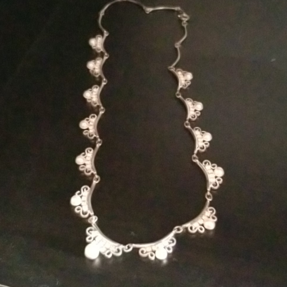 Elegant necklace